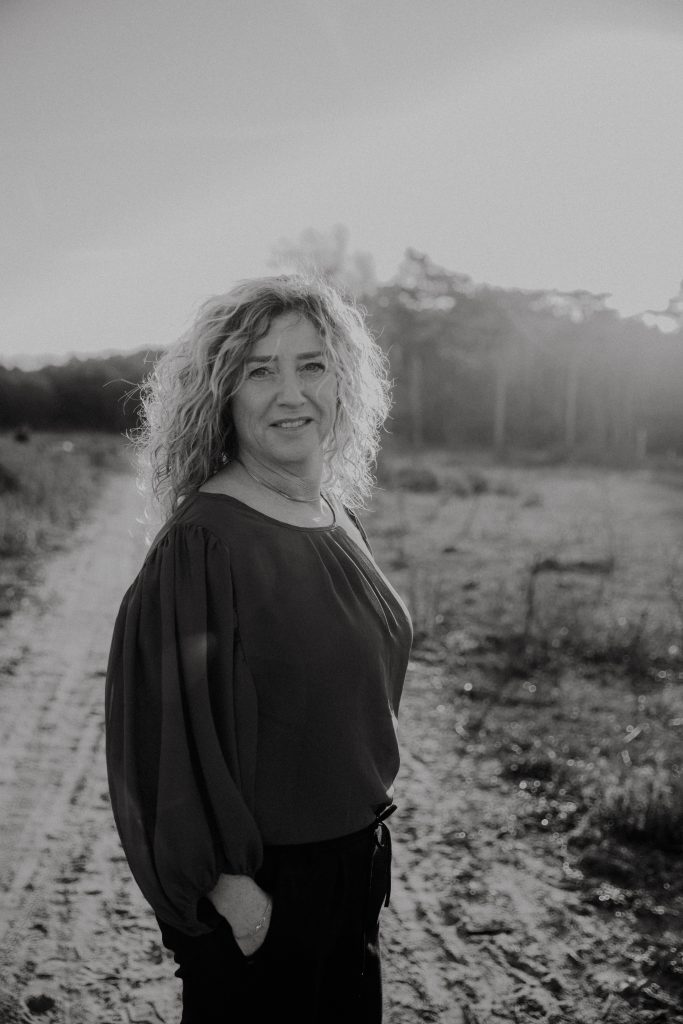 Debbie Winterberg: Navigating Loss with Compassionate Guidance